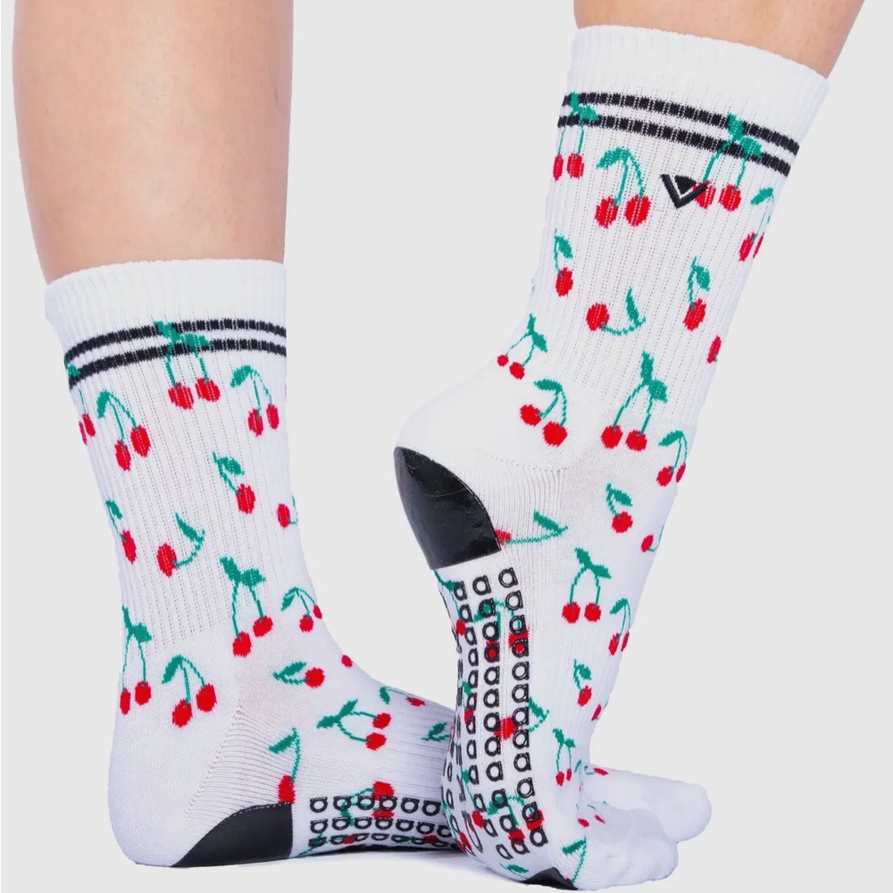 Arebesk cherry crew grip socks
